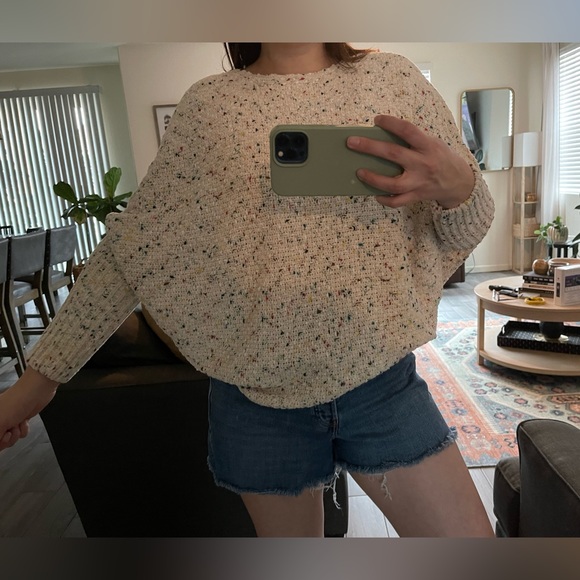 HYFVE| Women’s Super Soft Cream Speckled Crewneck Sweater, Size Small••• - Picture 13 of 14